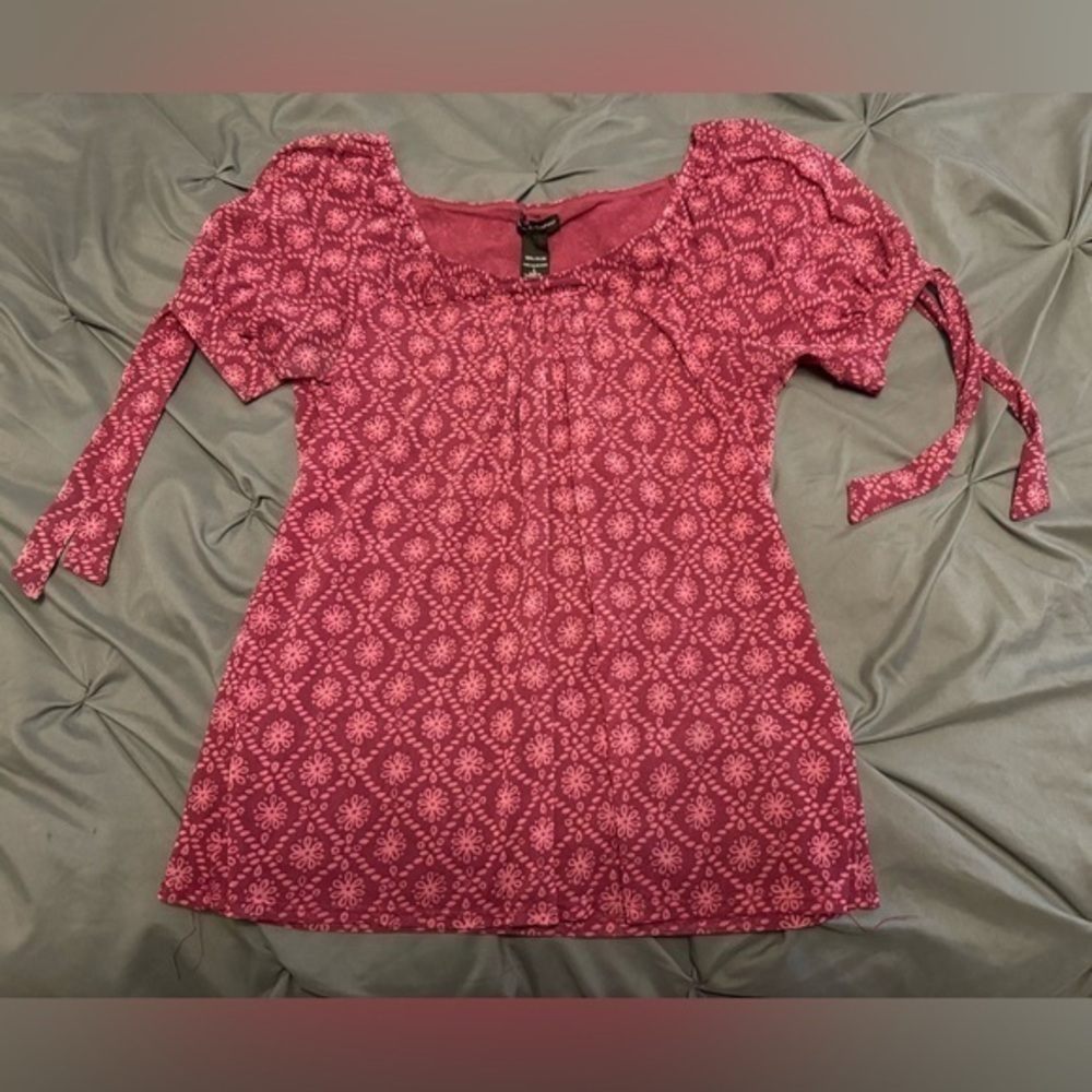 New York & Company Pink Patterned Short Sleeve Top